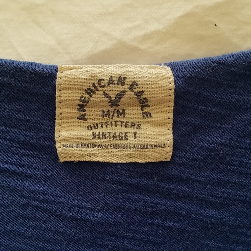 3 American Eagle shirts - Picture 3 of 6